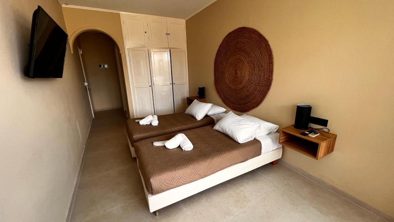 Central Hotel Sidari Sidárion 외부 사진